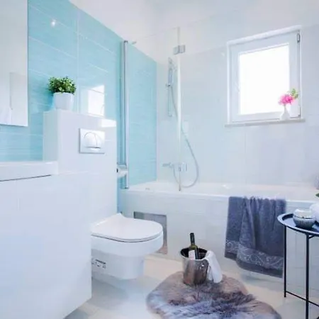 Stylish Suburb With Private Parking And Wi-fi In Residential Area Between City Centre And Hidrobaza Beach Apartment *